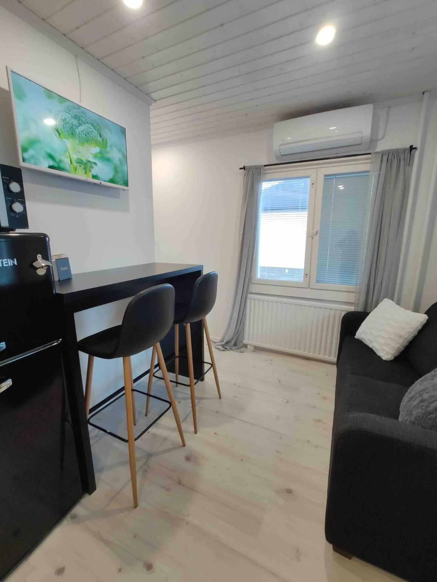 Upea Moderni Pieni Yksioe Rauhallisella Sijainnilla - Itsepalvelukirjautuminen - Self Check-In Vaasa Extérieur photo